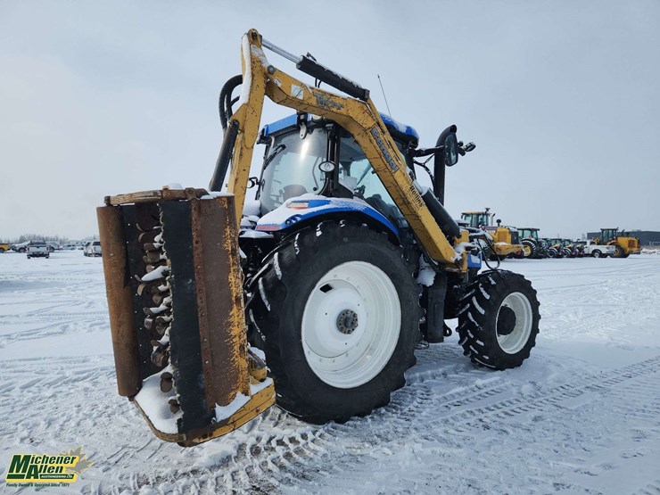 2015-new-holland-t6.155-image-4