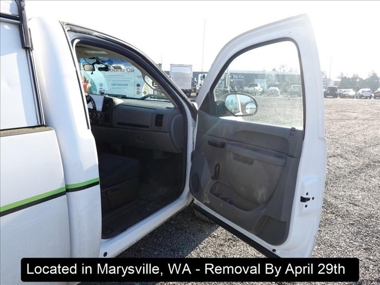 2013-chevrolet-1500-image-17