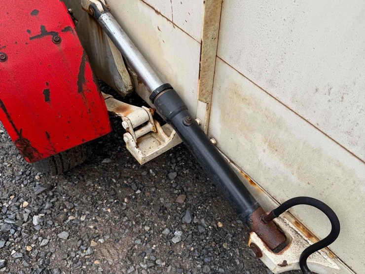 trailevator h2-48w-r3 trailer-image-5