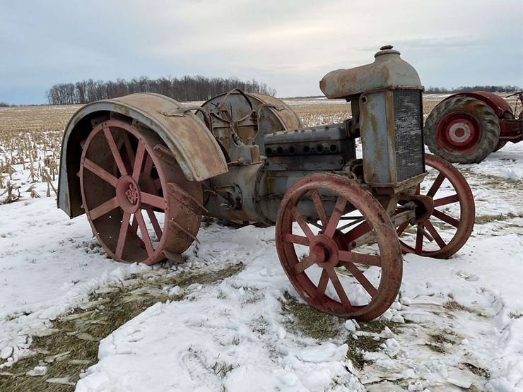 fordson-(usa)-parts-tractor-image-6