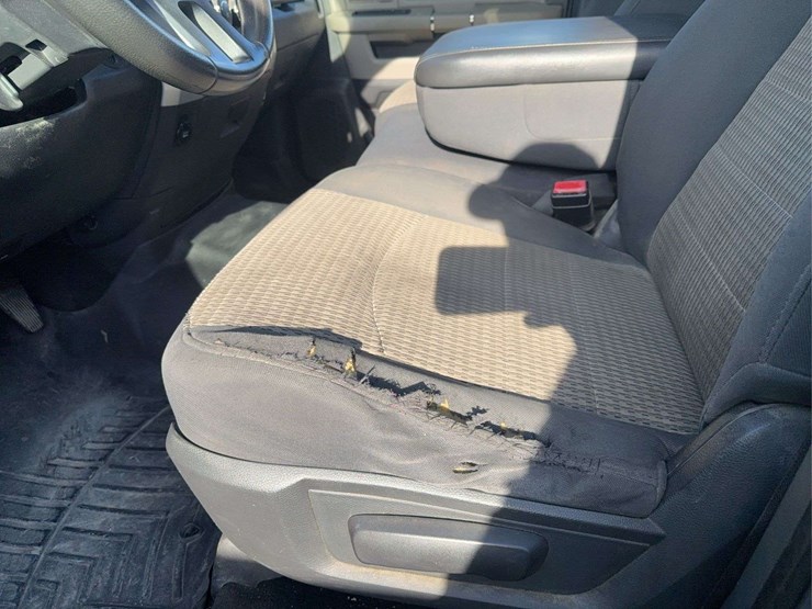 2011-dodge-ram-2500-image-8