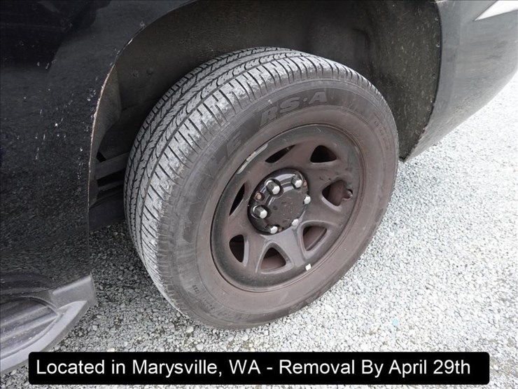 2017-chevrolet-tahoe-image-19