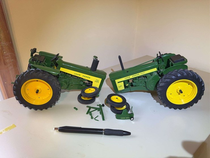 john-deere-720-image-7