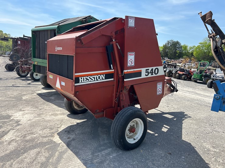 hesston-540-image-4