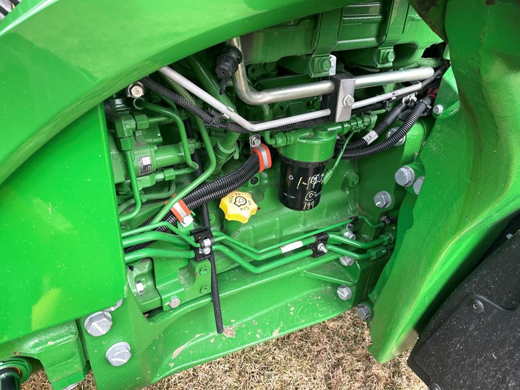 2019-john-deere-5090m-image-37