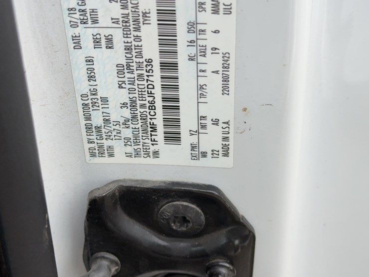 2018-ford-f150-image-16