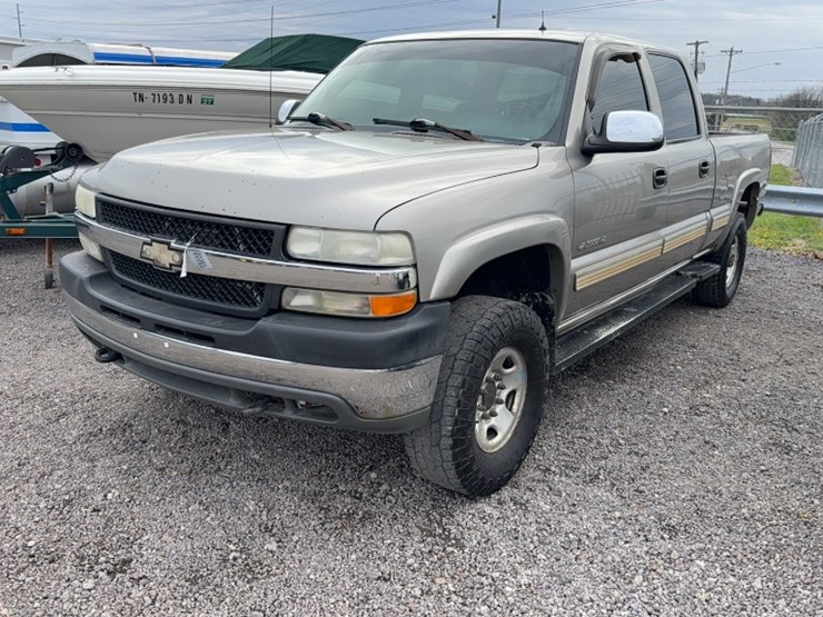 2002-chevrolet-2500-image-1