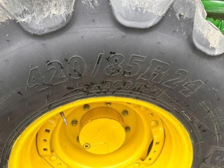 2020-john-deere-6130m-image-42