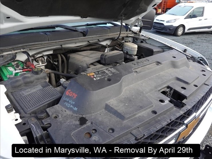 2014-chevrolet-3500-image-27