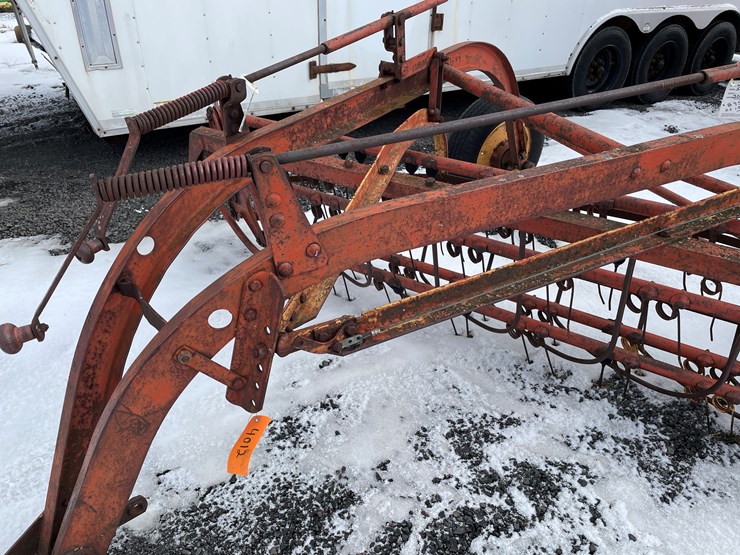 new-holland-55-image-13