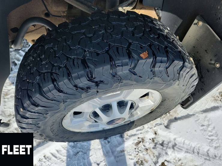 2014-gmc-sierra-2500hd-sle-image-10