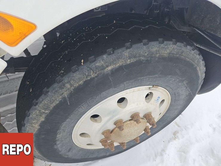 2016-kenworth-t370-image-9