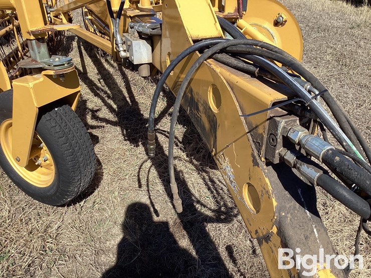 2017-vermeer-r2300-image-10