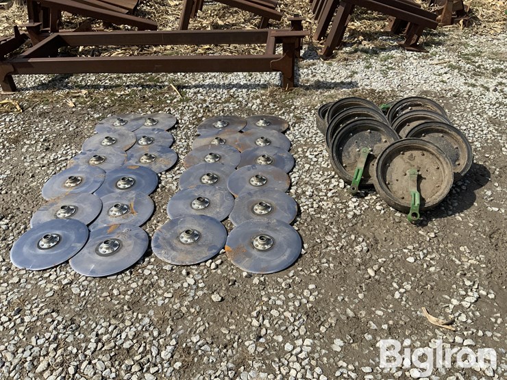 john-deere-1710-image-2