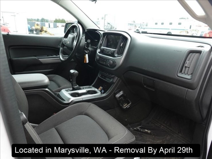 2015-chevrolet-colorado-lt-image-24