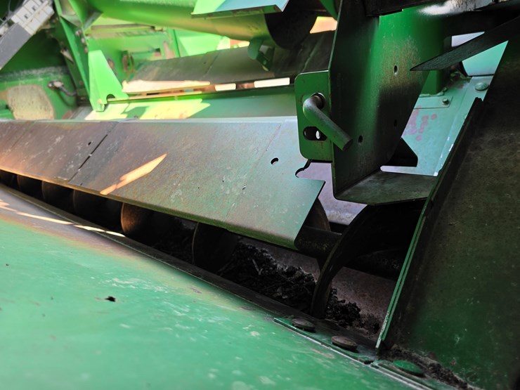 2005-john-deere-9860-sts-image-14