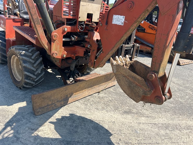 ditch-witch-3610-image-8