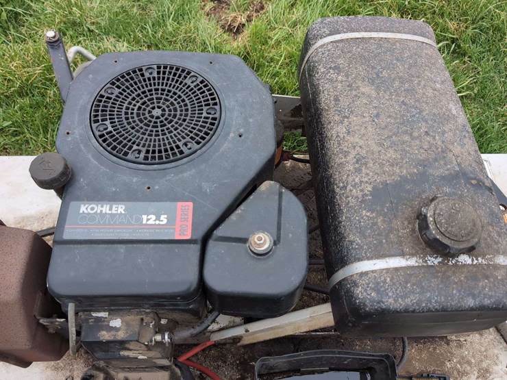 pull-behind-mower-with-kohler-command-12.5-pro-series-engine-image-5