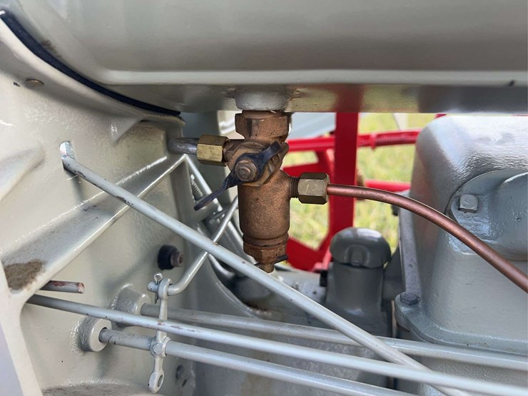 1927-fordson-tractor-image-31