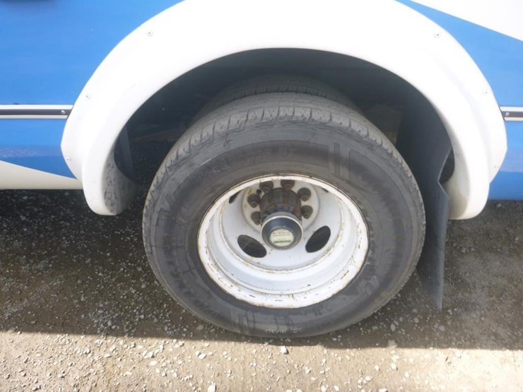 2014-ford-e450-image-16