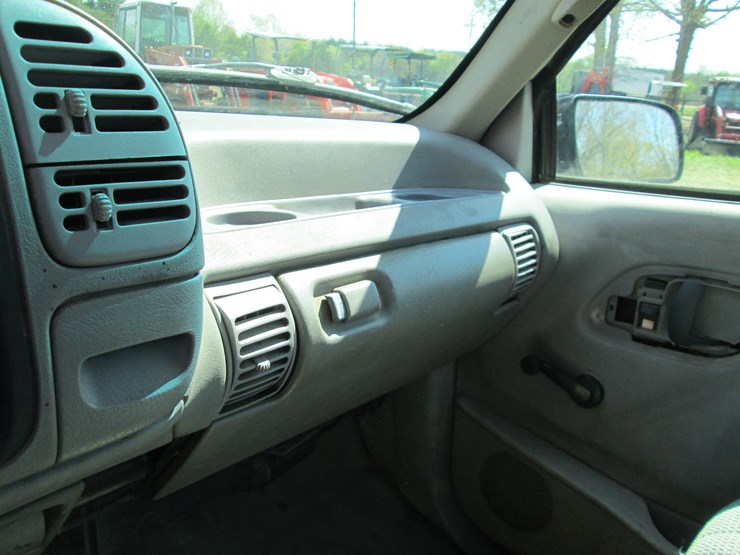 1996-gmc-2500-image-32