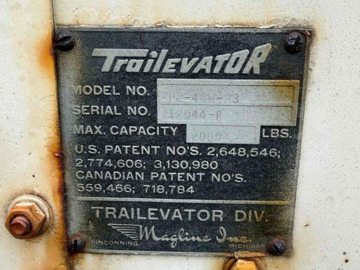 trailevator h2-48w-r3 trailer-image-12