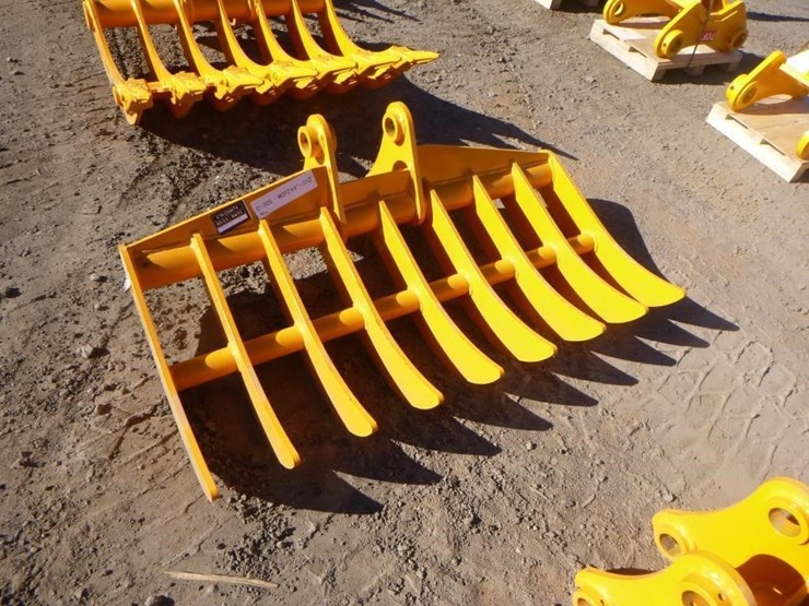 caterpillar-305-image-2