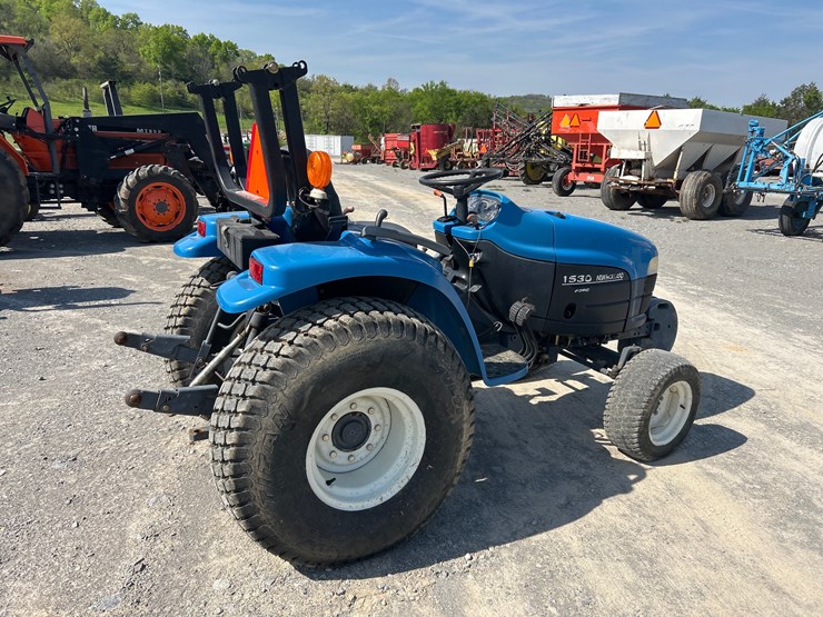 new-holland-1530-image-4