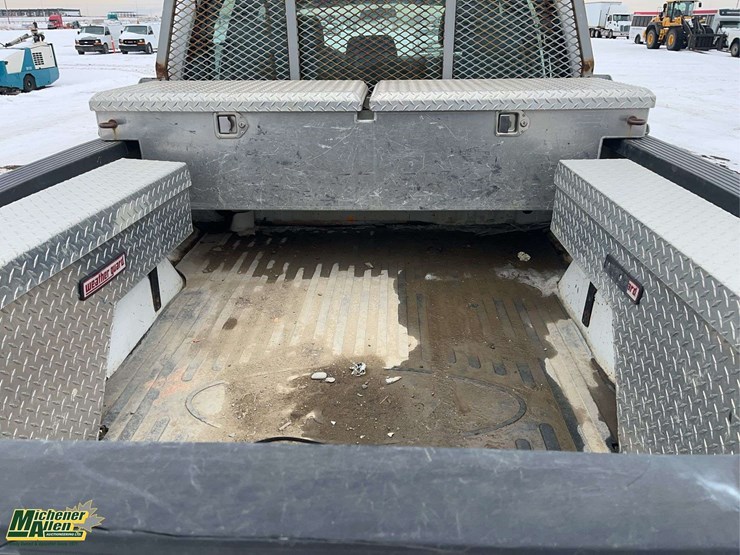 2015-ford-f250-image-16