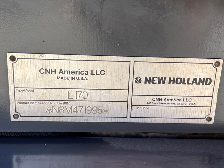 new-holland-l170-image-21