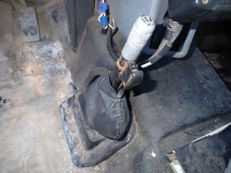 2016-ford-f750-image-17