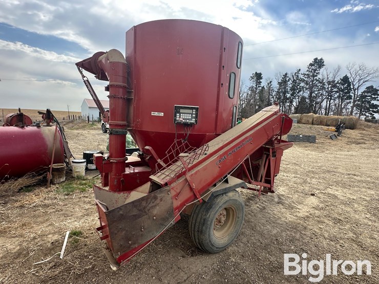 case-ih-1250-image-5