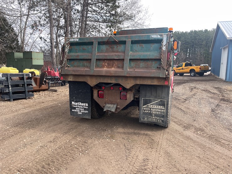#212-•-2005-sterling-dump-truck-(has-mn-title)-(mora,-mn)-image-13