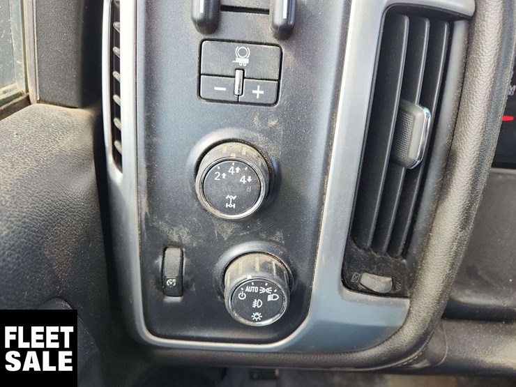 2016-gmc-sierra-2500hd-image-11