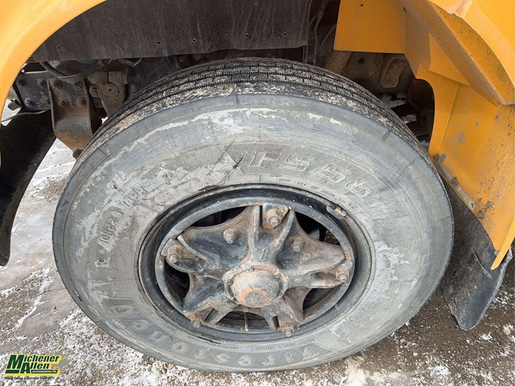 1997-international-3800-image-9