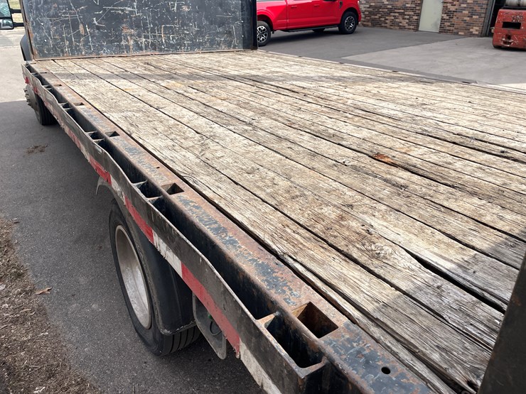 2009-ford-f550-image-57