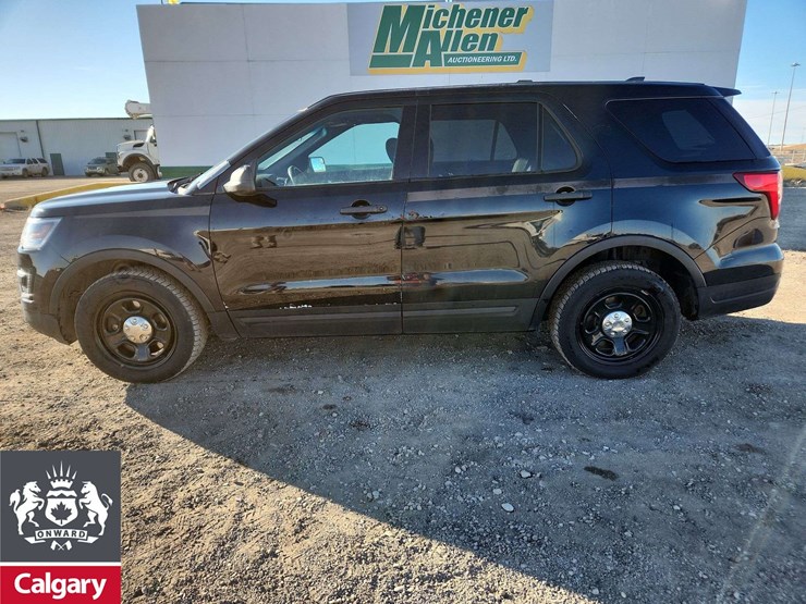 2018-ford-explorer-image-6