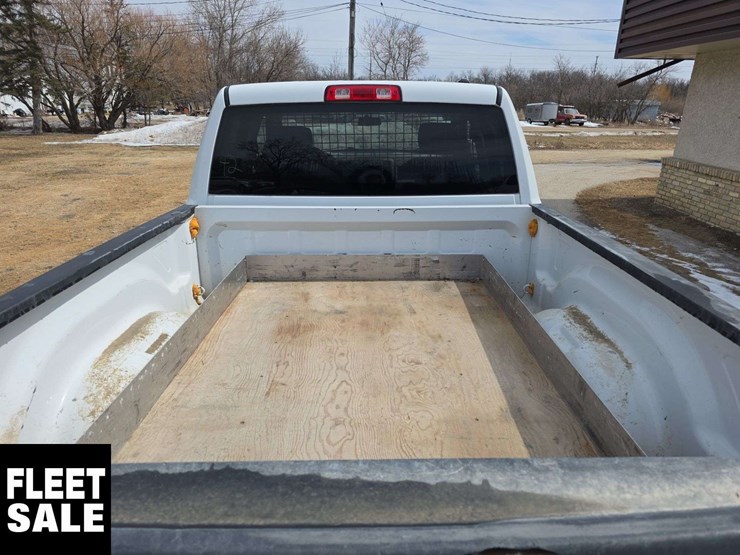 2010-dodge-ram-1500-image-8