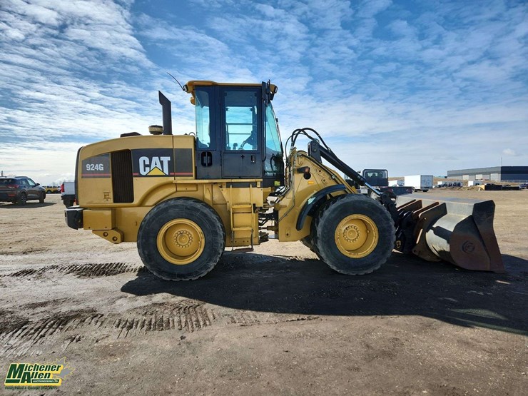 2005-caterpillar-924g-image-24