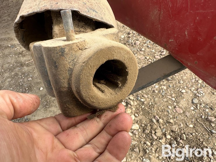 case-ih-1250-image-10