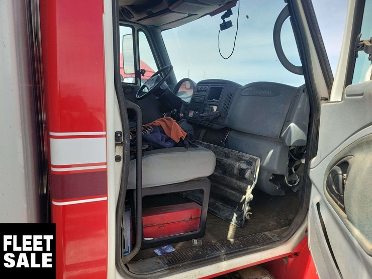 2007-international-durastar-4300-image-20