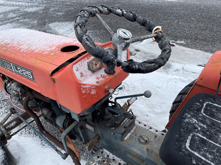 kubota-l225-image-15