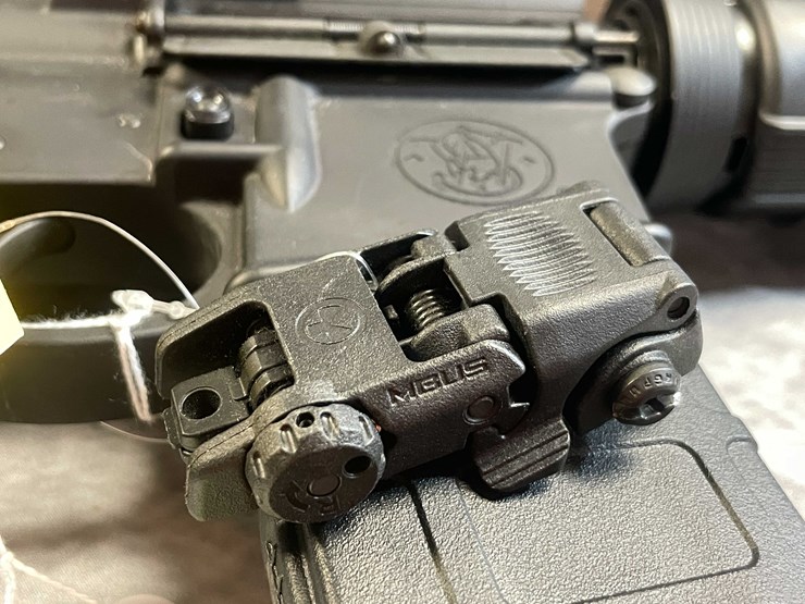 #10140-•-smith-&-wesson-m&p-15-sport-,-556-nato-semi-auto-rifle,-sn:-tv72678-image-25