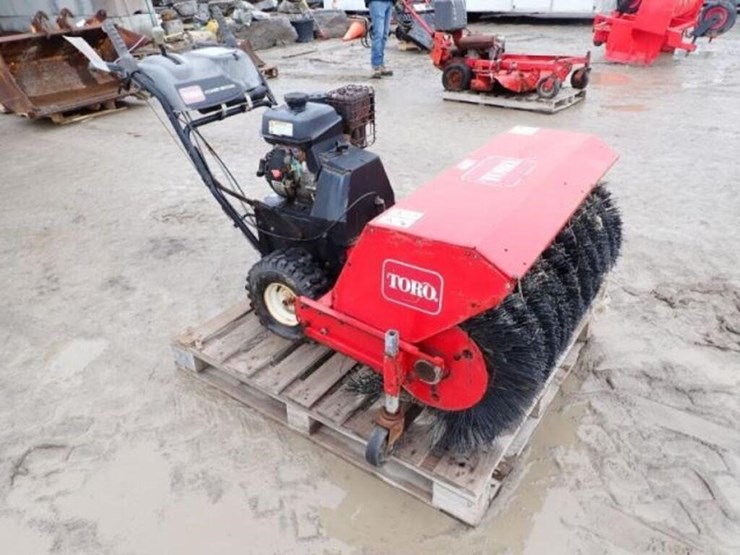 toro-power-broom-36-in.-walk-behind-rotary-broom-3-image-3