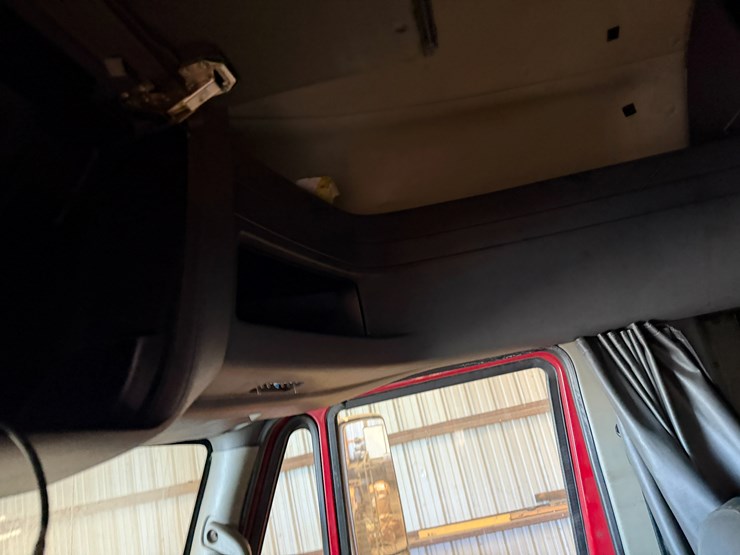 2014-international-prostar-image-89