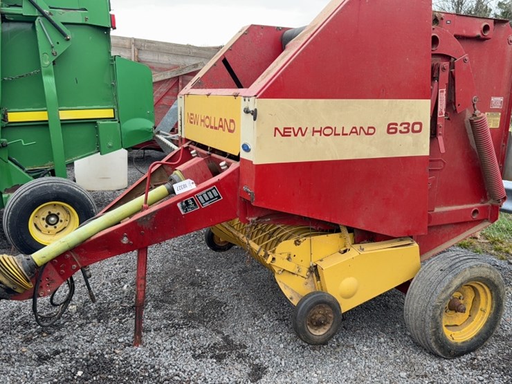 new-holland-630-image-1