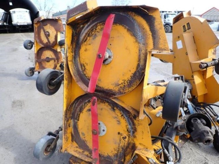 trackless-m14-pto-batwing-mower-421-image-12