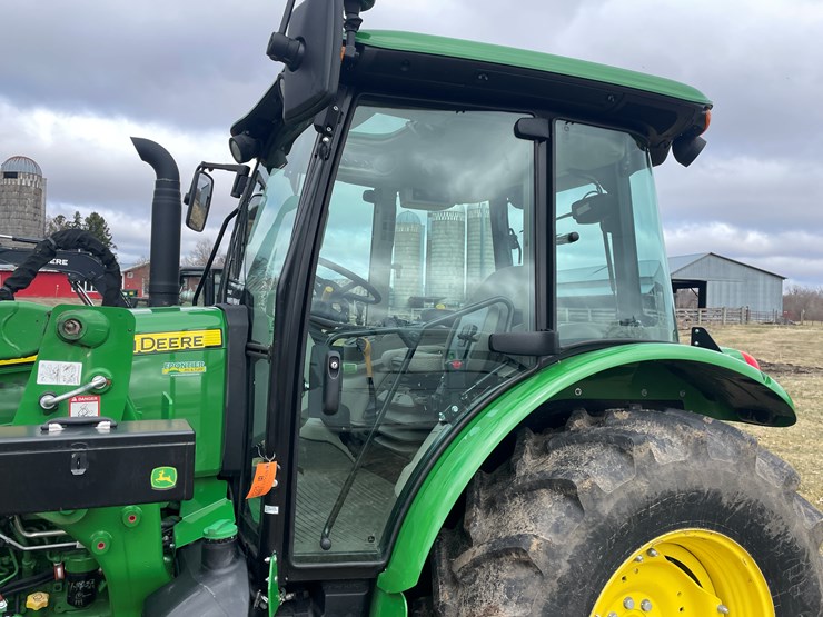 2019-john-deere-5090m-image-47
