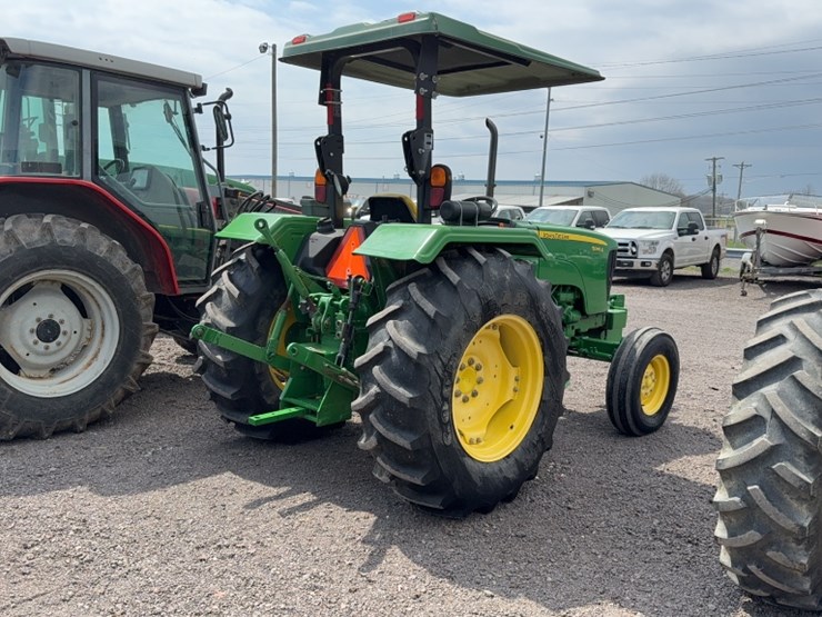 john-deere-5065e-image-9