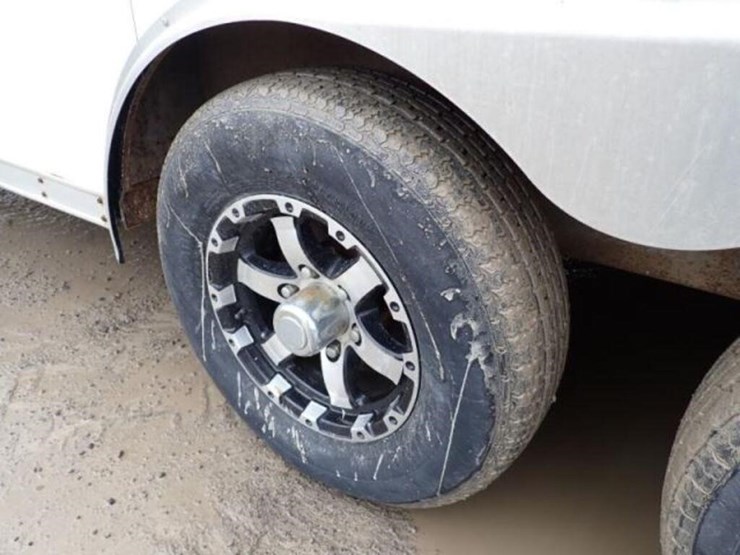 2016-discovery-24-ft-t/a-enclosed-trailer-1d9r1202-image-15